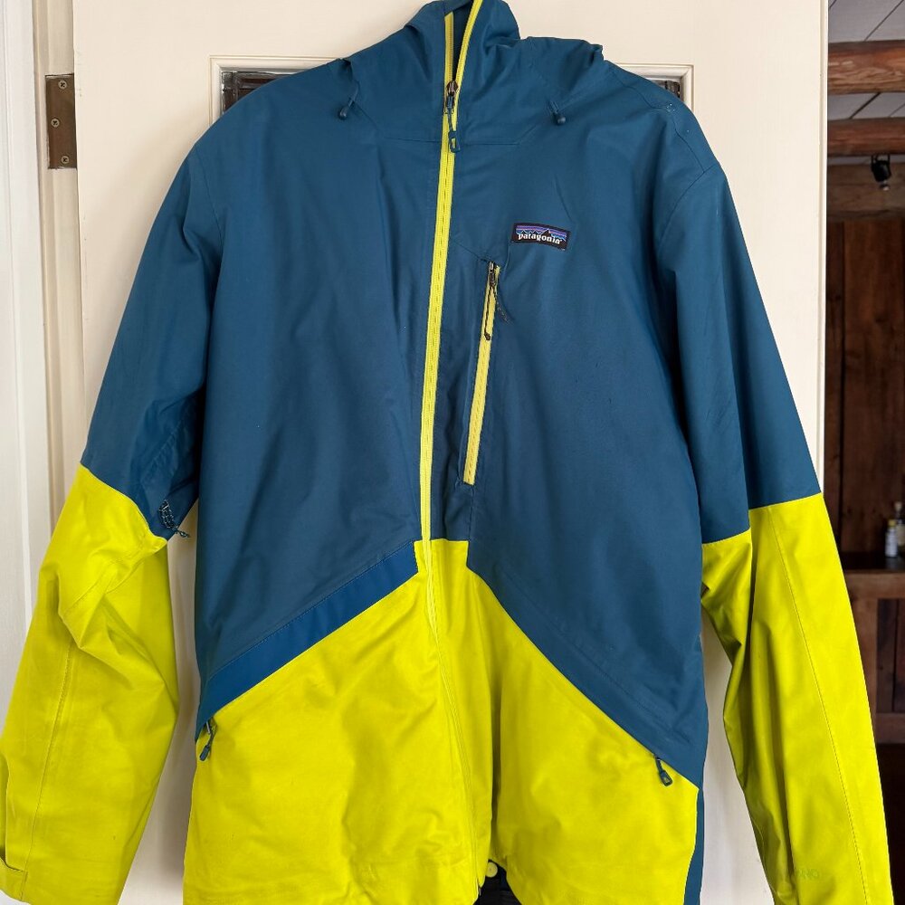 Patagonia Men's Insulated Snowshot Jacket (Size Medium)